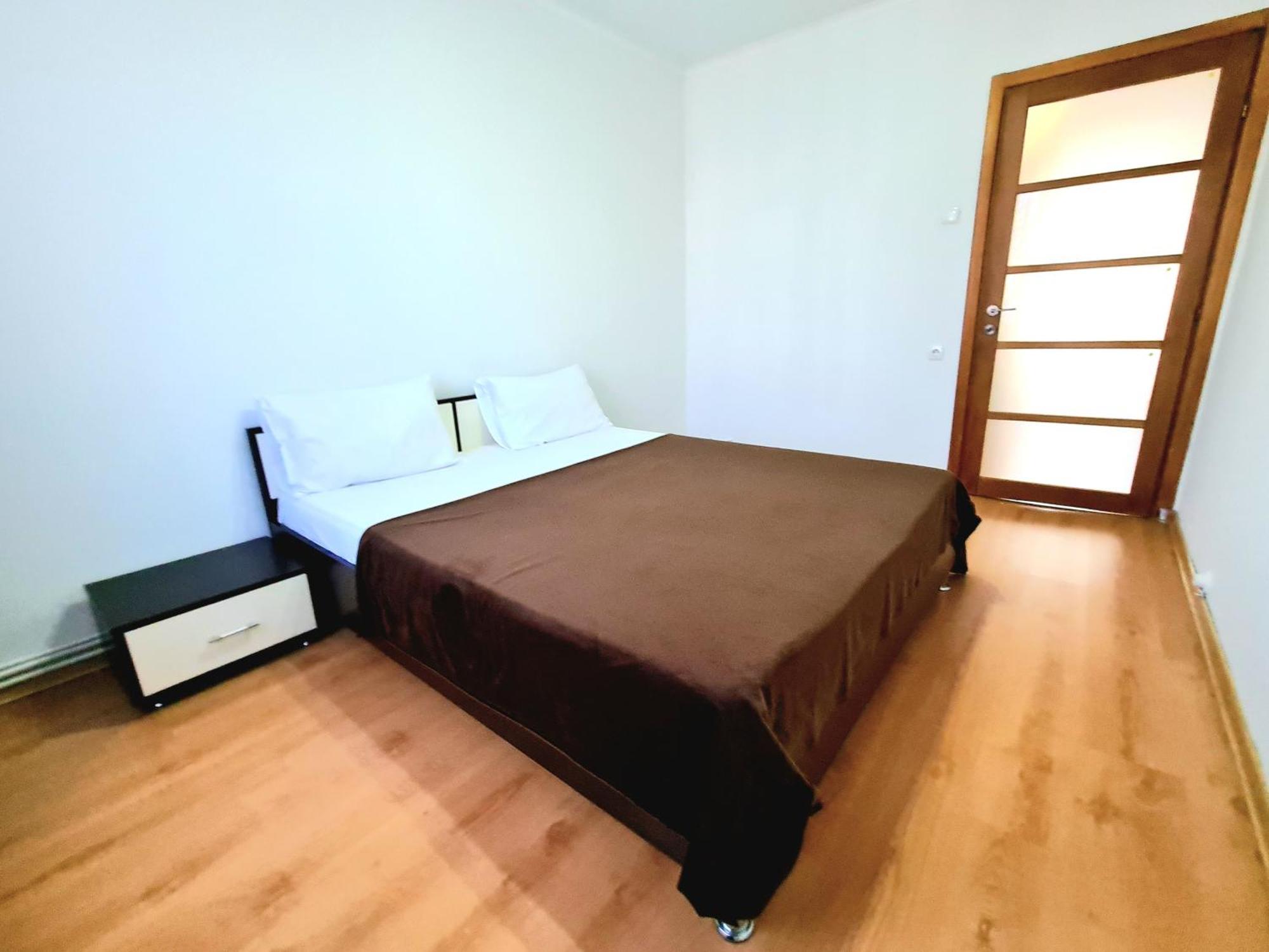 Apartament 2 bedrooms, Botanica Kiszyniów Zewnętrze zdjęcie